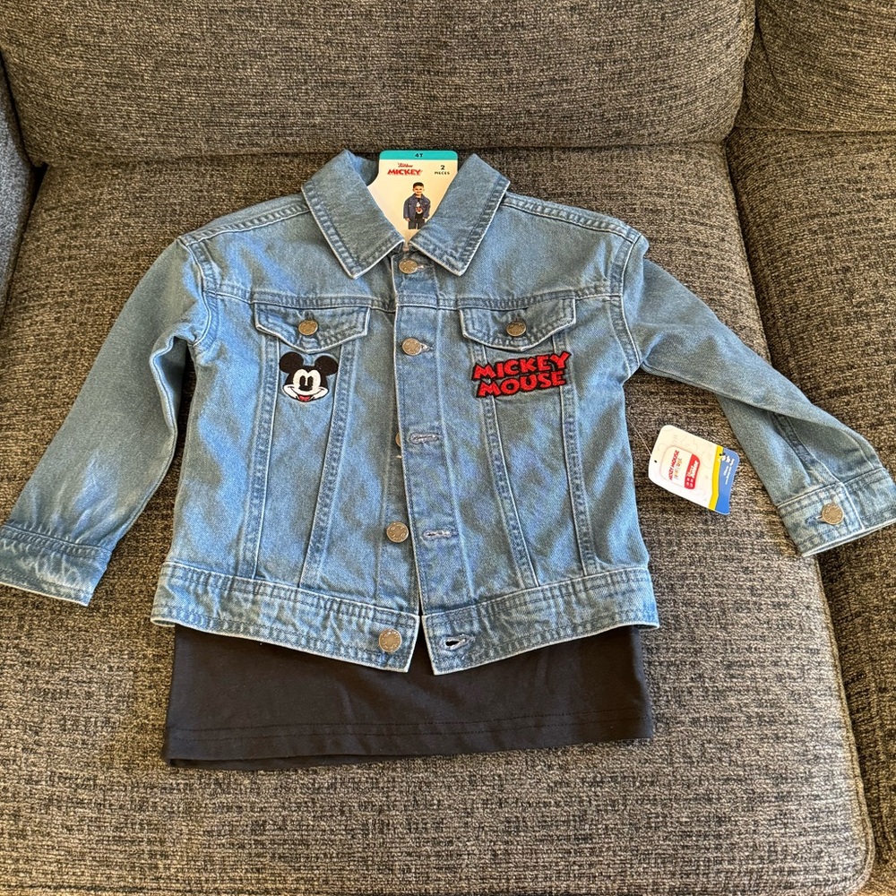 NWT Mickey Mouse Disney Junior Kids Matching Set